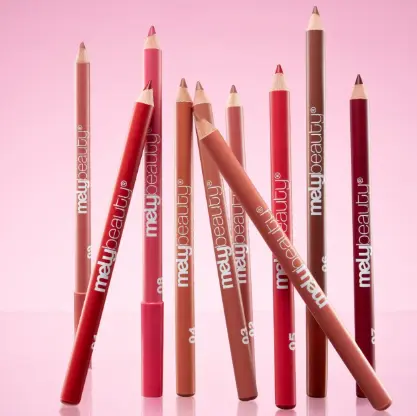 Lápiz delineador para labios Mely